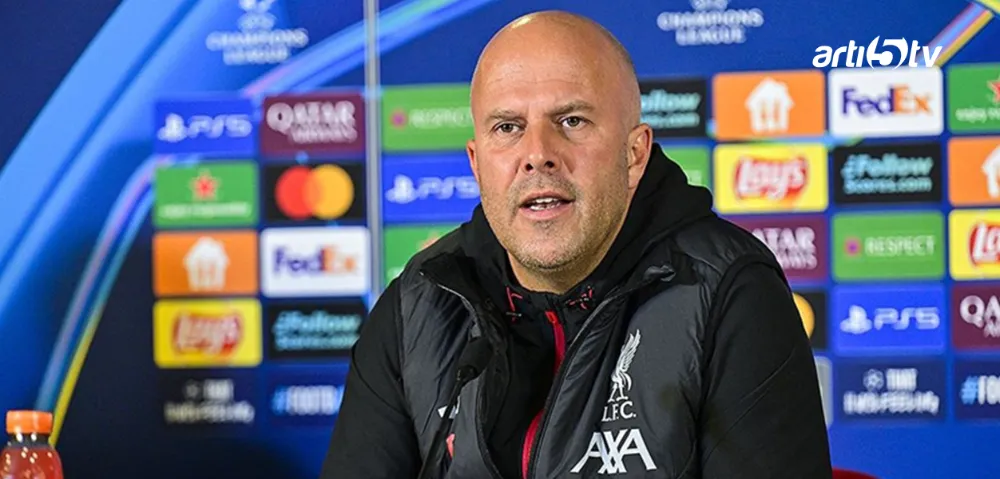 Arne Slot’tan Galatasaray Maçına Sert Tepki: Hayatının En Sert Darbesiymiş Gibi!